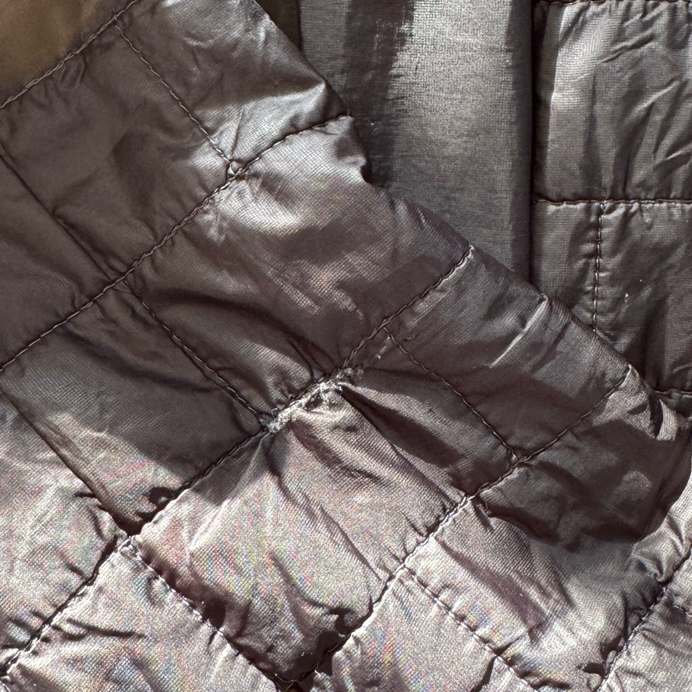 Patagonia black Quilted Jacket read description - Picture 3 of 6